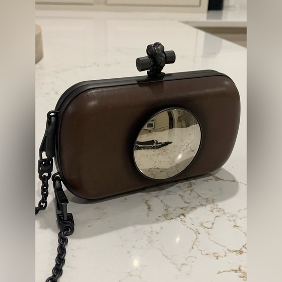 Bottega Veneta Handbags - Bottega Veneta Leather Circle Mirror Knot Clutch Crossbody Bag